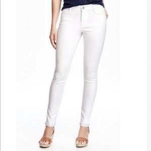 SILVER High Rise AVERY Skinny Leg White Jeans!